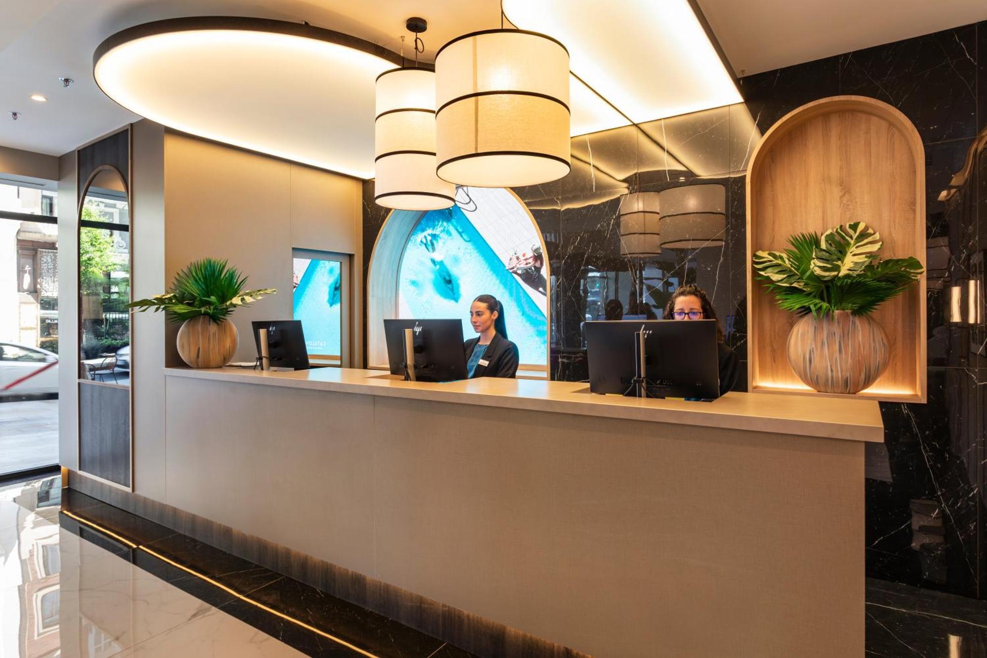 Catalonia Plaza Espana & 4*
