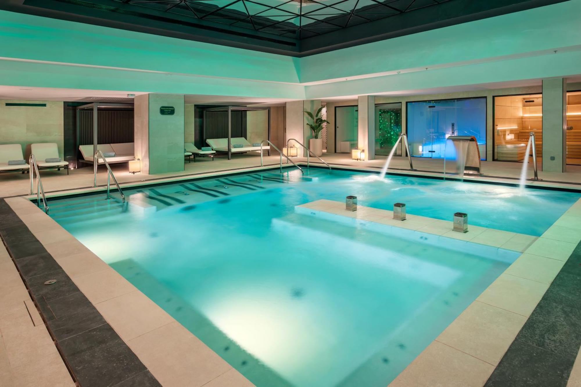 Hotel Catalonia Plaza Espana & 4*